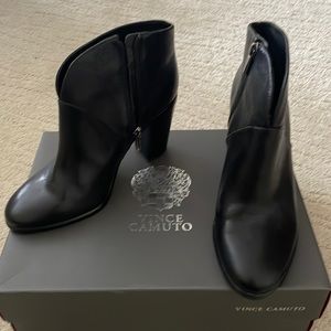 Vince Camuto Black Boots - Excellent condition- size 8